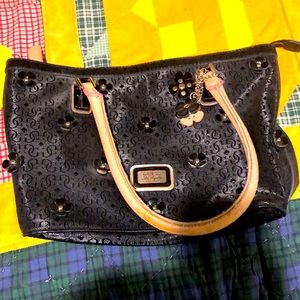 Guess - Black & Pink Purse